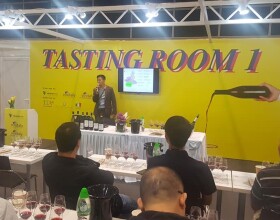 wine-spirits-hong-kong-2018-01